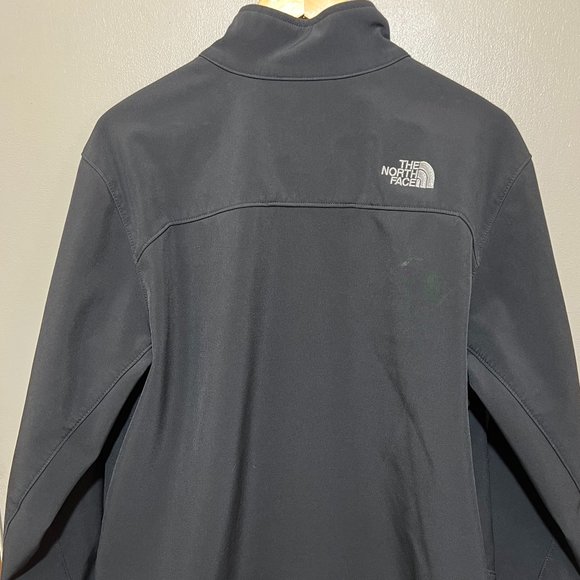 Northface Softshell Jacket - L - Picture 3 of 5